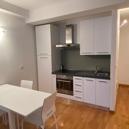 Star Convent Apartment *